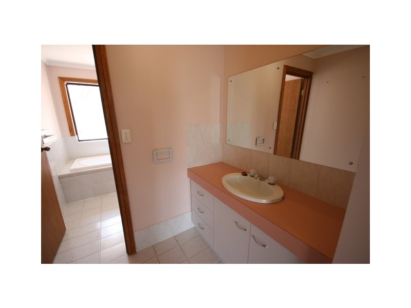 9 CORRIEDALE HILL DRIVE, Happy Valley SA 5159