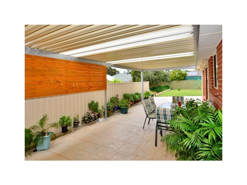 2A HAMS ROAD, Flagstaff Hill SA 5159