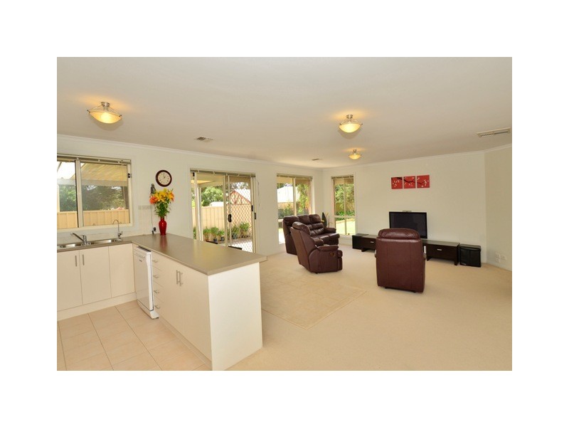 2A HAMS ROAD, Flagstaff Hill SA 5159