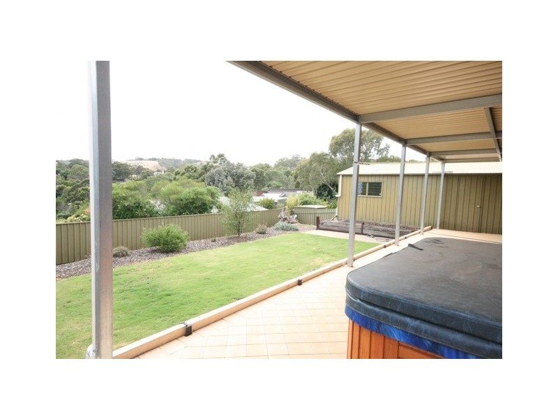 73 Monarco Circuit, Flagstaff Hill SA 5159