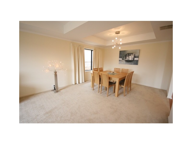 18 Torquay Drive, Seaford Rise SA 5169