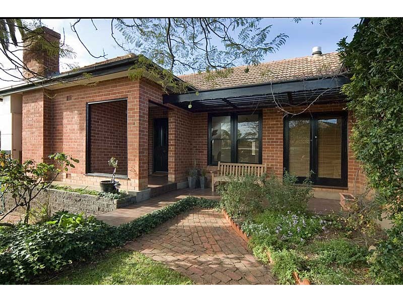 4 Barnett Terrace, Seacliff Park SA 5049