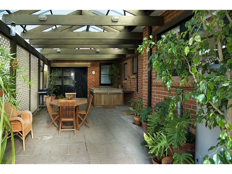 4 Barnett Terrace, Seacliff Park SA 5049