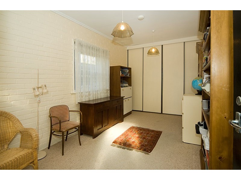 4 Barnett Terrace, Seacliff Park SA 5049