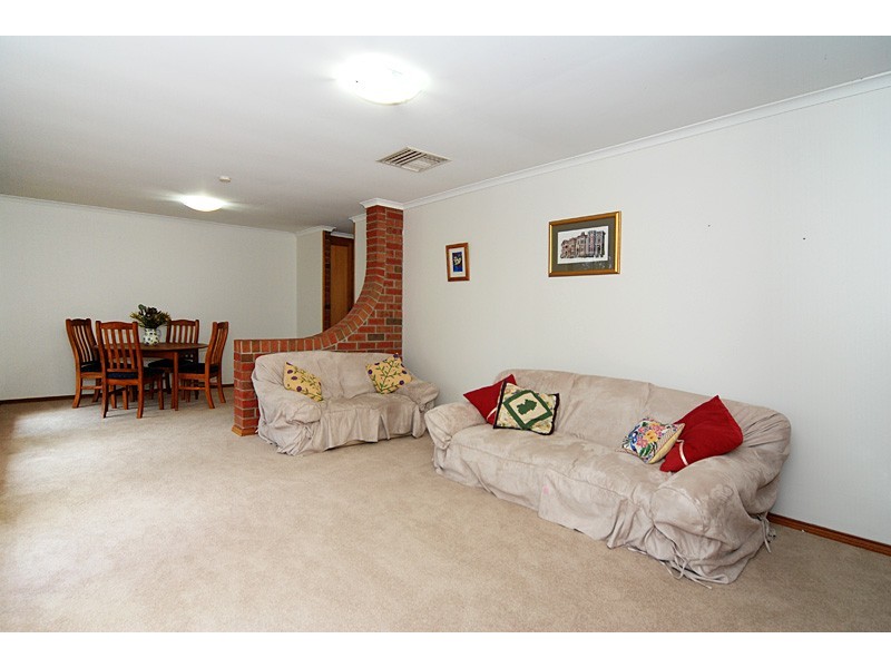 1  Ruby Court, Flagstaff Hill SA 5159