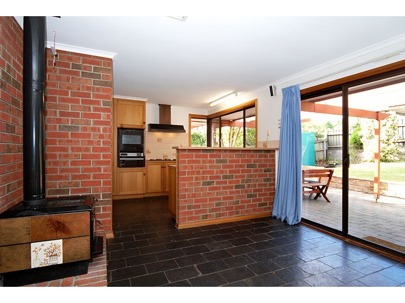 1  Ruby Court, Flagstaff Hill SA 5159