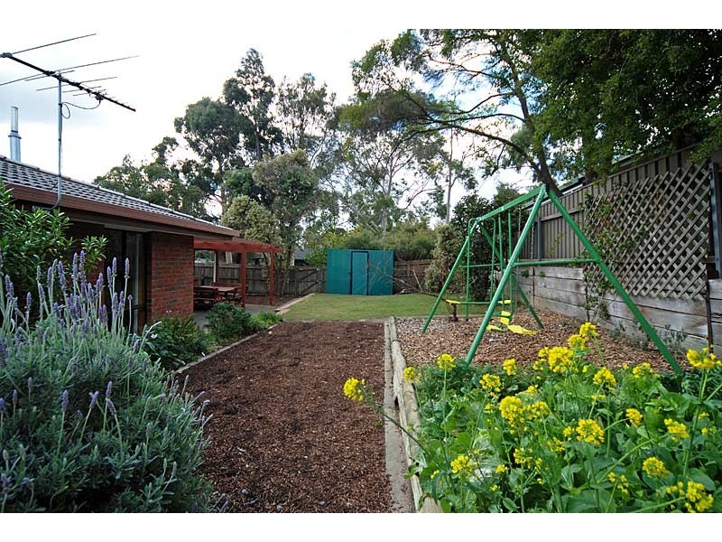 1  Ruby Court, Flagstaff Hill SA 5159