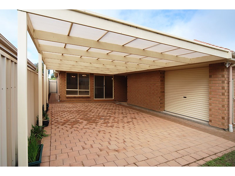 34  Merrivale Drive, Happy Valley SA 5159