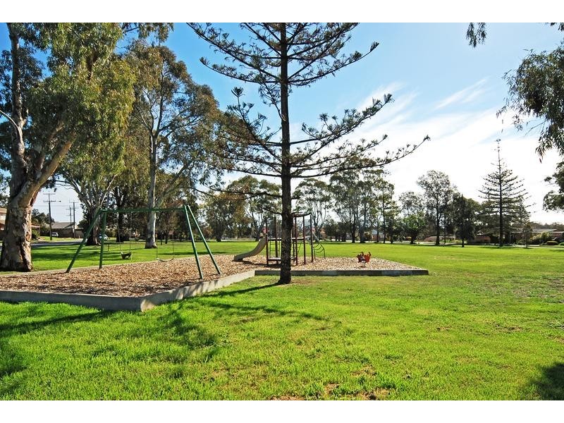 8 Mitchell Street, Seaview Downs SA 5049