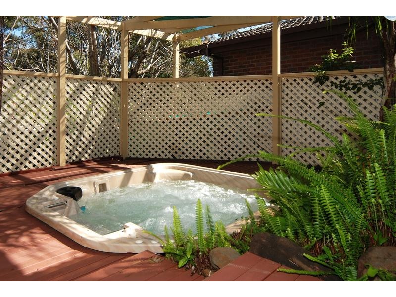 16 Swan Avenue, Happy Valley SA 5159