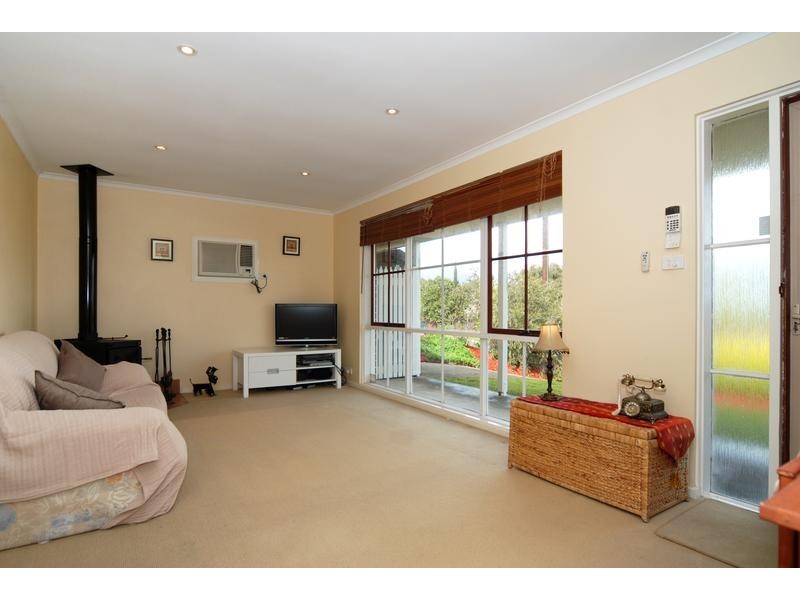 15 Nickel Drive, Aberfoyle Park SA 5159