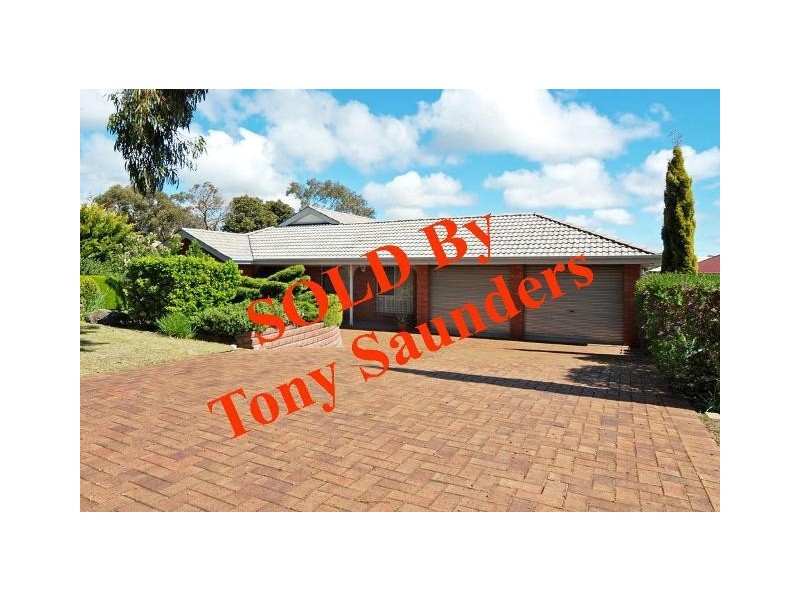 90 OAKRIDGE RD, Aberfoyle Park SA 5159