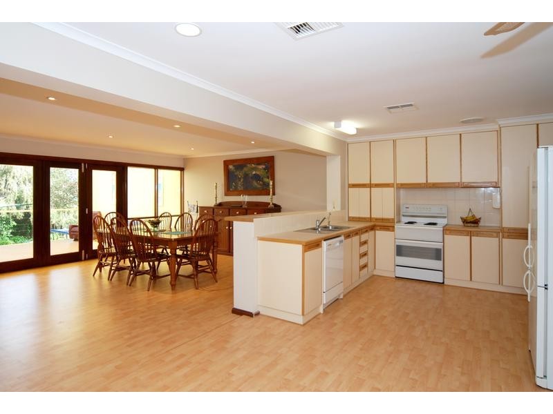 17 Proctor Street, Flagstaff Hill SA 5159