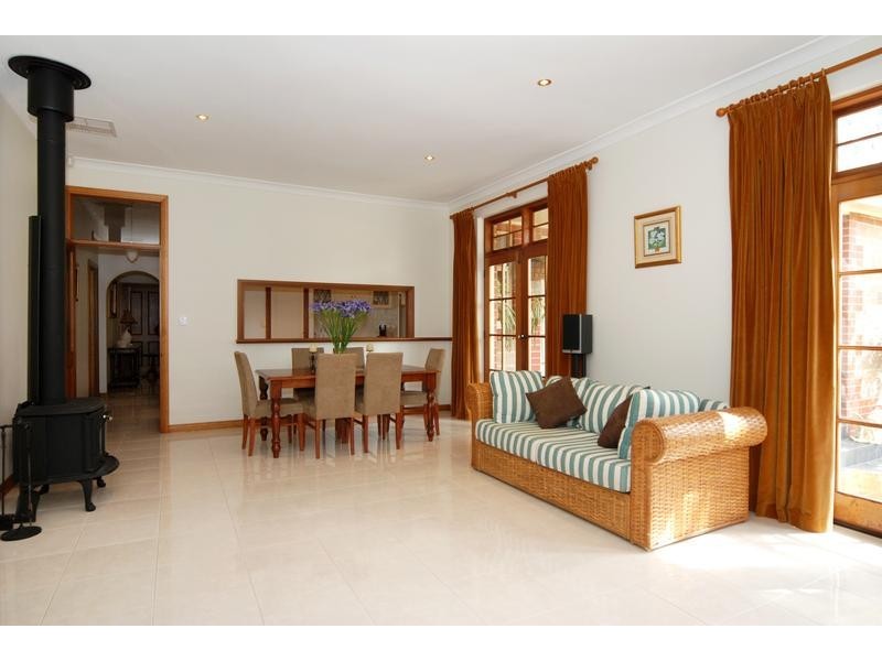 17 Reservoir Drive, Flagstaff Hill SA 5159