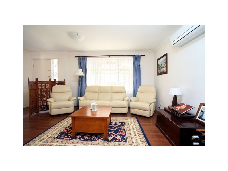 11 Opal Street, Aberfoyle Park SA 5159