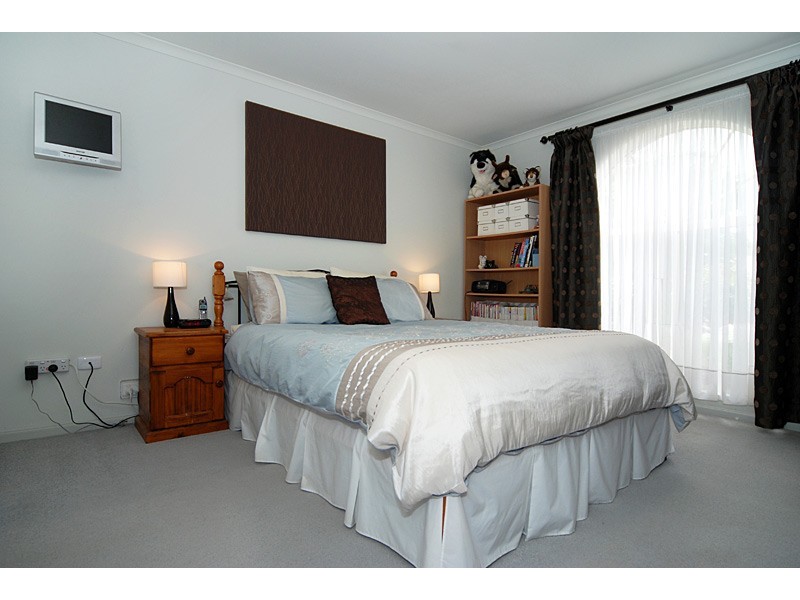 9 Merrivale Drive, Happy Valley SA 5159