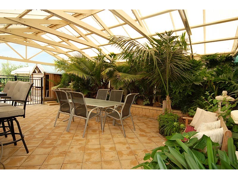 9 Merrivale Drive, Happy Valley SA 5159