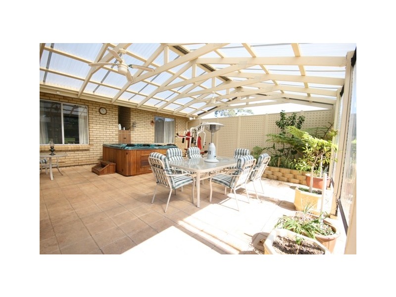 185 BLACK ROAD, Flagstaff Hill SA 5159