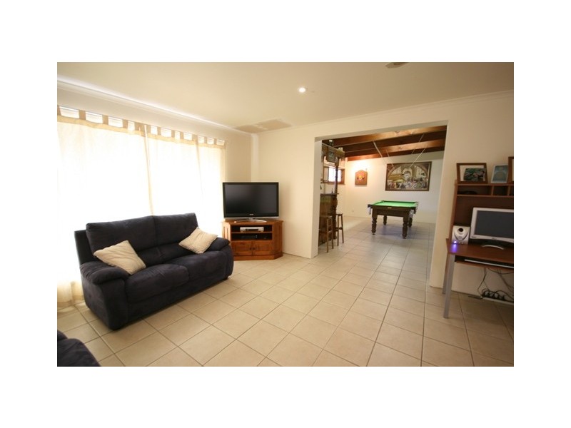 185 BLACK ROAD, Flagstaff Hill SA 5159