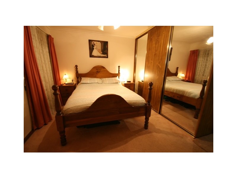 185 BLACK ROAD, Flagstaff Hill SA 5159