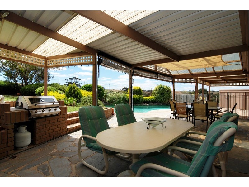 8 Mark Court, O’halloran Hill SA 5158