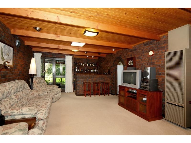 14 Swan Avenue, Happy Valley SA 5159