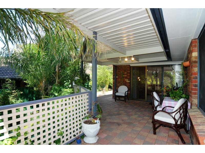 31 Dunalbyn Drive, Aberfoyle Park SA 5159