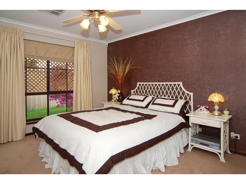 11 Tamarind Walk, Aberfoyle Park SA 5159