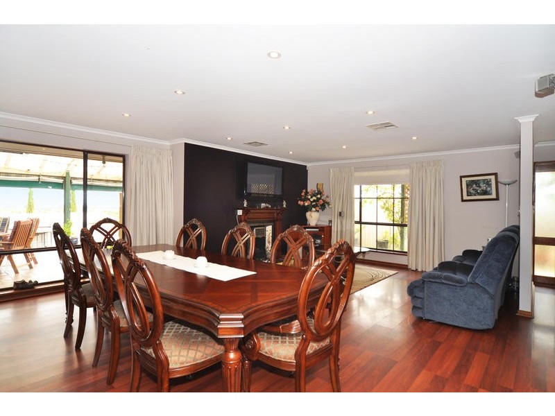 11 Tamarind Walk, Aberfoyle Park SA 5159