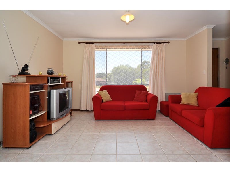 35  Moncur Street, Woodcroft SA 5162