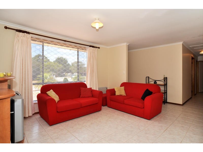 35  Moncur Street, Woodcroft SA 5162