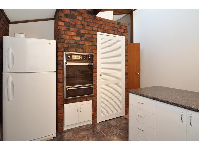 66 Oakridge Road, Aberfoyle Park SA 5159