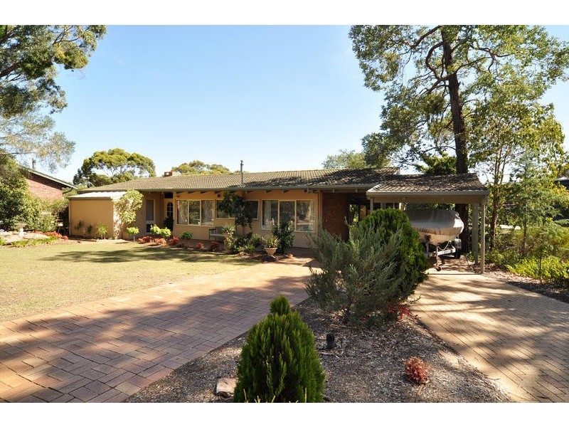 25 York Drive, Flagstaff Hill SA 5159