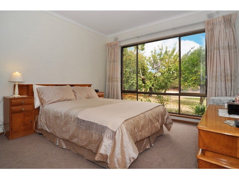 45 Warri Parri Drive, Flagstaff Hill SA 5159