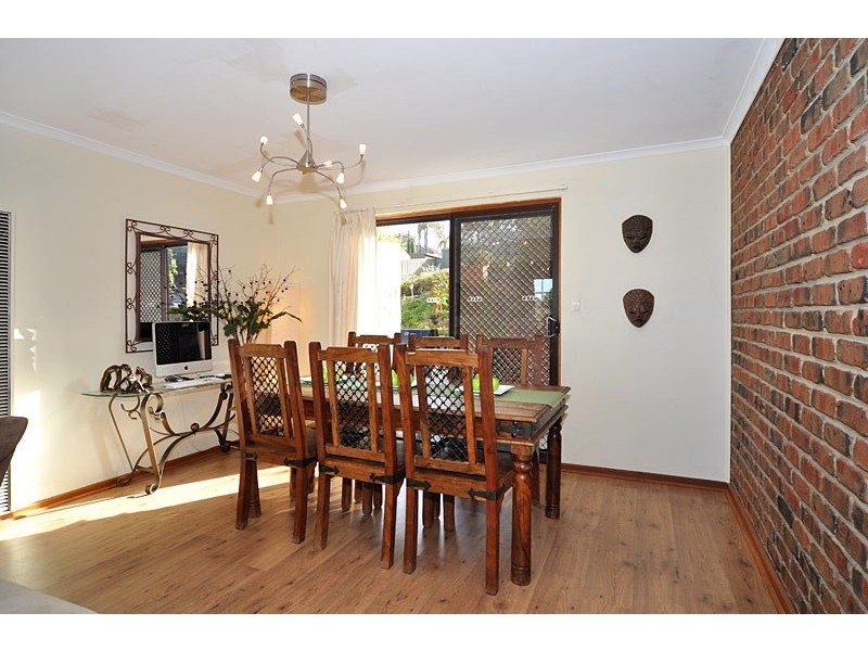 10 Grevillea Road, Aberfoyle Park SA 5159