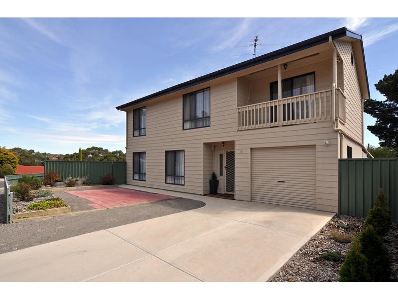 6A Walters Crescent, Aberfoyle Park SA 5159
