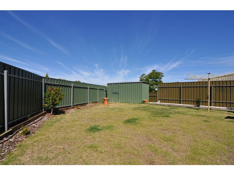 6A Walters Crescent, Aberfoyle Park SA 5159