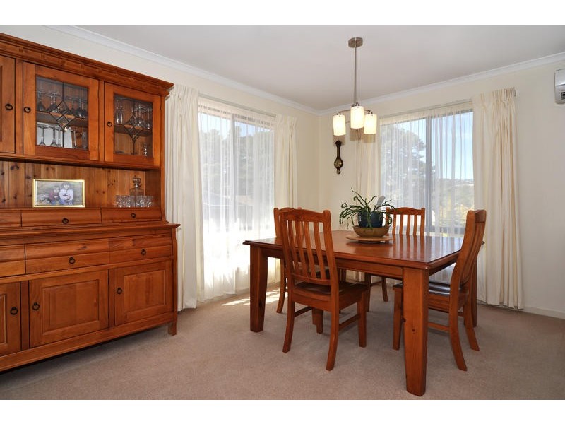 6A Walters Crescent, Aberfoyle Park SA 5159