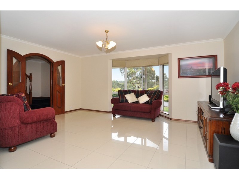 76 Broadmeadow Drive, Flagstaff Hill SA 5159