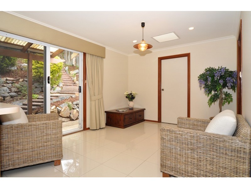 76 Broadmeadow Drive, Flagstaff Hill SA 5159