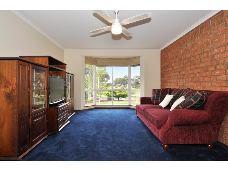 76 Broadmeadow Drive, Flagstaff Hill SA 5159