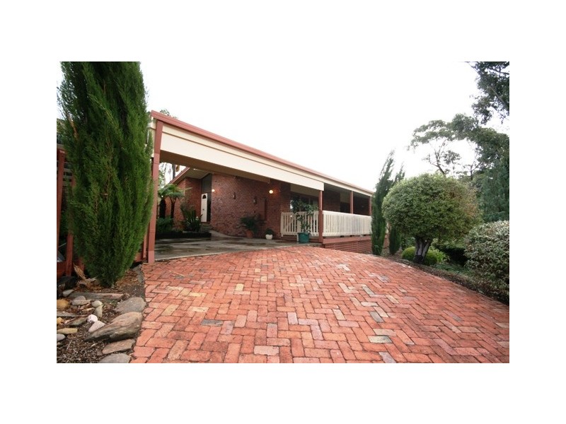 9 Balara Crescent, Flagstaff Hill SA 5159