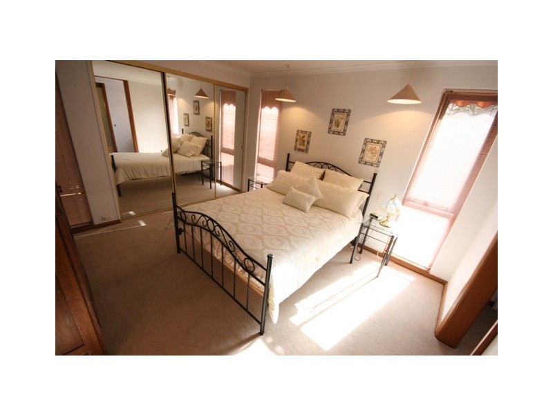 9 Balara Crescent, Flagstaff Hill SA 5159