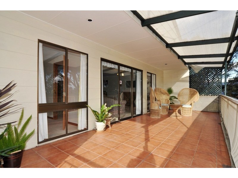 2 Romney Road, Happy Valley SA 5159