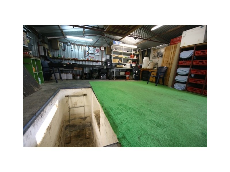 32 Roxanne Avenue, Aberfoyle Park SA 5159