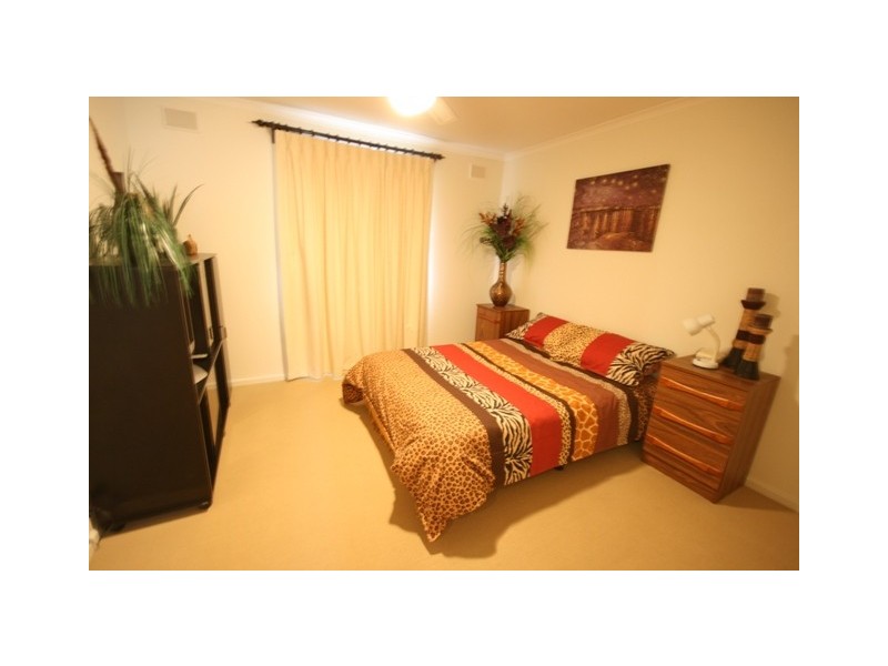 32 Roxanne Avenue, Aberfoyle Park SA 5159