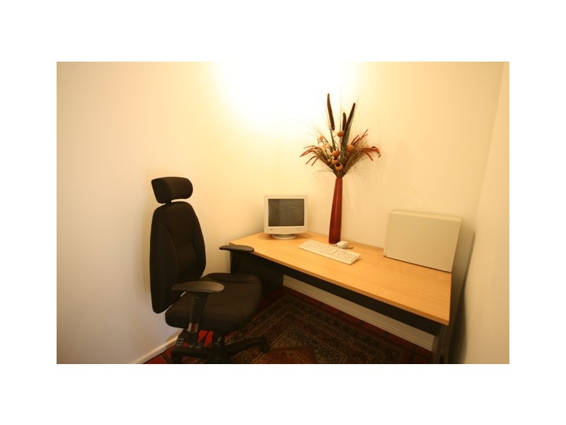 32 Roxanne Avenue, Aberfoyle Park SA 5159