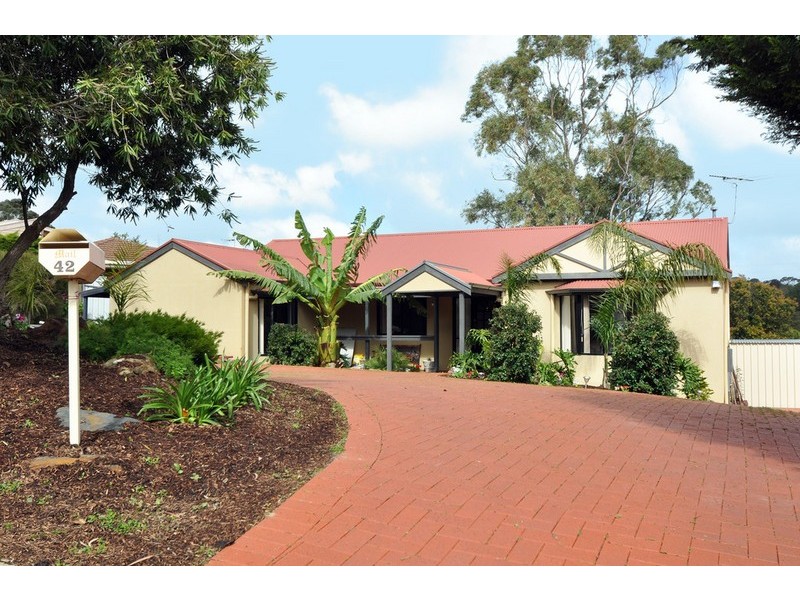 42 Woodlea Drive, Aberfoyle Park SA 5159