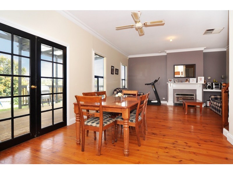 42 Woodlea Drive, Aberfoyle Park SA 5159