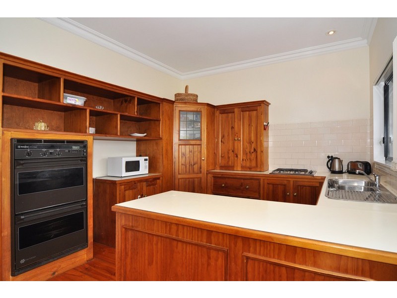 42 Woodlea Drive, Aberfoyle Park SA 5159